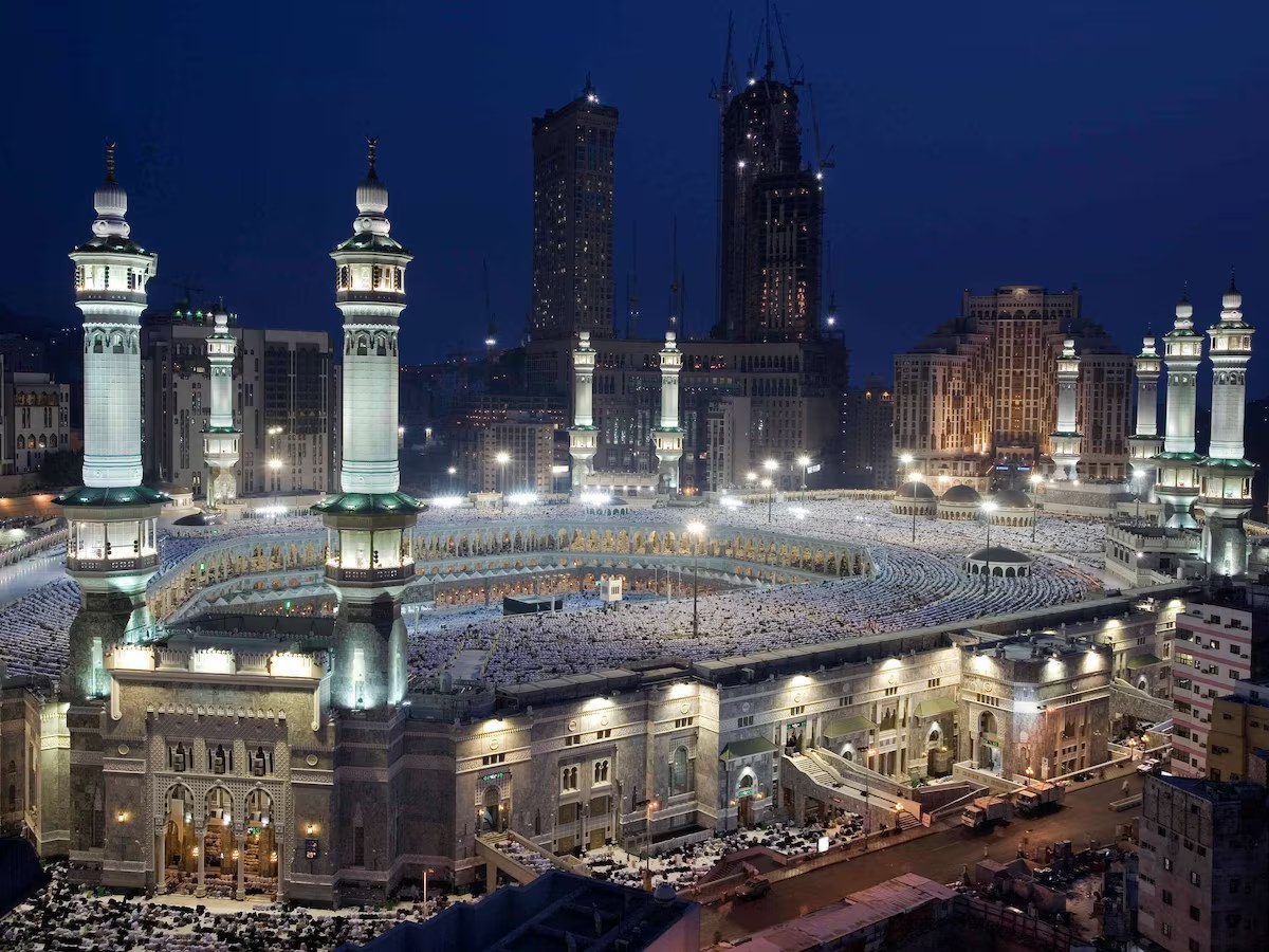 Mövenpick Hotel and Residence Hajar Tower in Makkah for Fly World Travel Umrah package